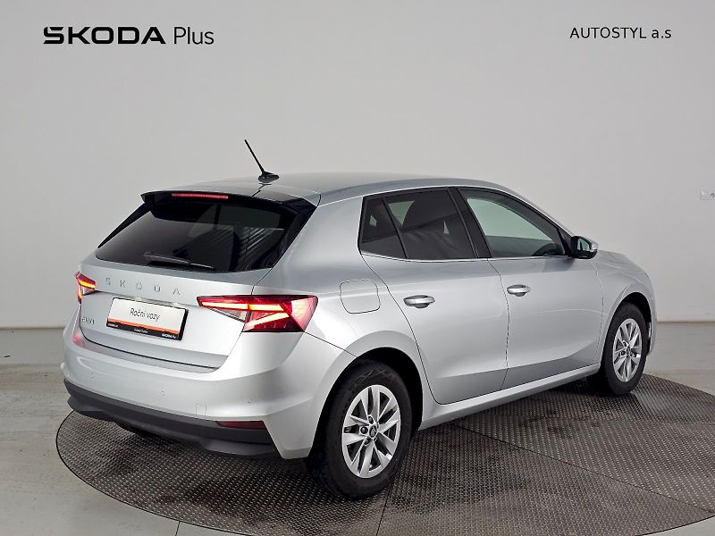 Škoda Fabia (2025) 1.0TSi 85kW TOP SELECTION - fotka 2 z 27