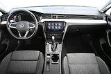 Volkswagen Passat (2023) 2.0 DSG Matrix LED ACC VIRTUAL - náhled 12
