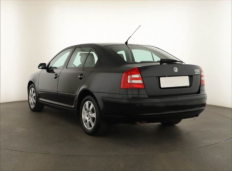 Škoda Octavia (2008) 1.9 TDI, po STK, CZ doklady - fotka 4 z 11