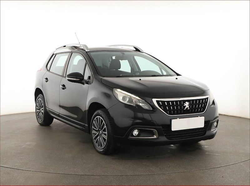 Peugeot 2008 (2017) 1.2 PureTech, Automat - fotografie inzerátu