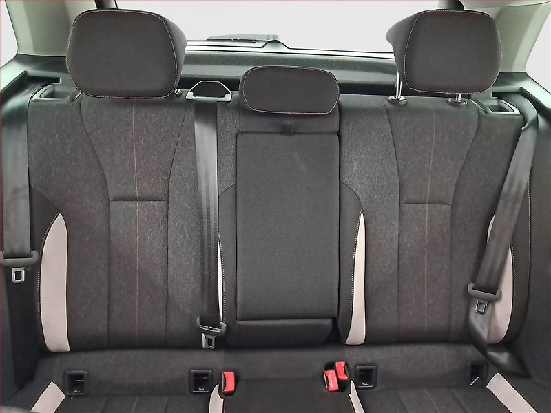 Škoda Kamiq (2024) Selection 1.0 TSI - fotka 10 z 18