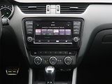 Škoda Octavia (2014) RS 2.0 TDI, Automat, Navi - náhled 11