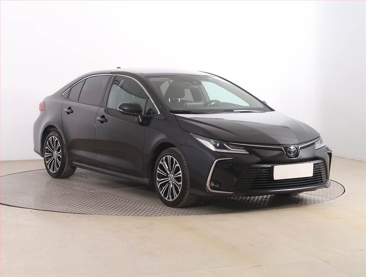 Toyota Corolla 1.5 VVT-i, Serv.kniha