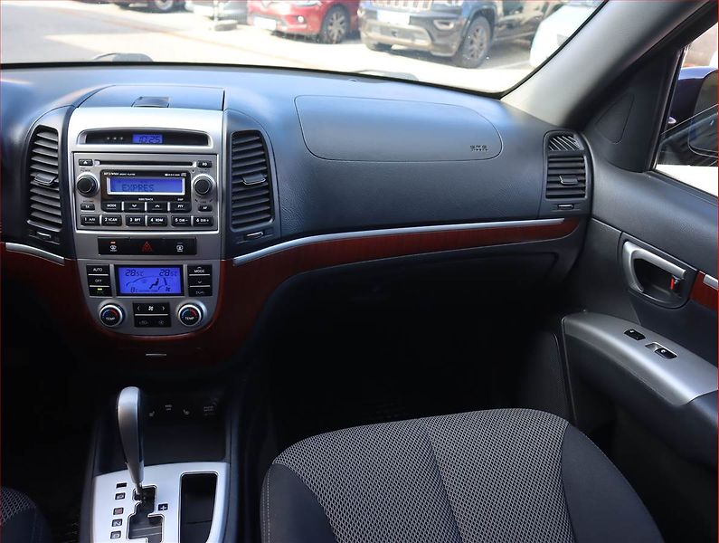 Hyundai Santa Fe (2007) 2.2 CRDi, 4X4, Automat - fotka 8 z 18