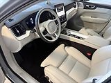 Volvo XC60 (2026) 2,0   T6 AWD Ultra Dark PHEV - náhled 2