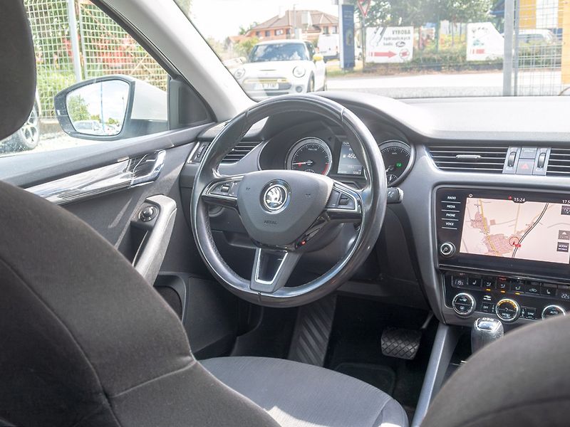 Škoda Octavia (2018) ČR 2.0TDI 110KW DSG – NAVIGACE - fotka 13 z 46