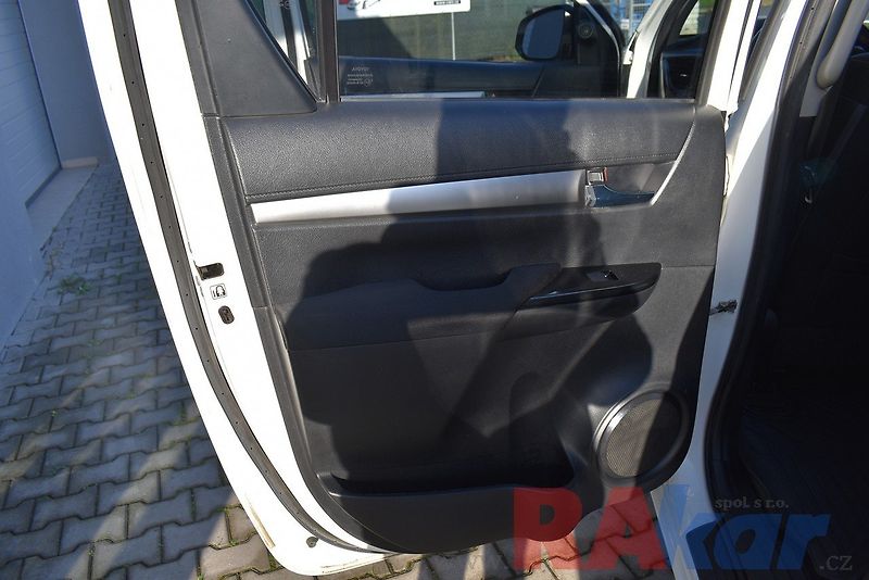 Toyota Hilux (2020) Active 2,4 D-4D  AWD - fotka 9 z 17