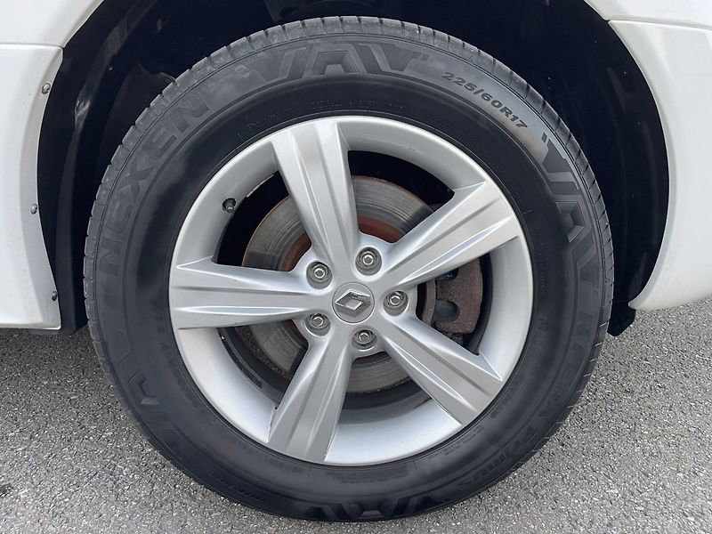 Renault Koleos (2011) Exception 2,0dCi 150k 4x4 - fotka 25 z 26