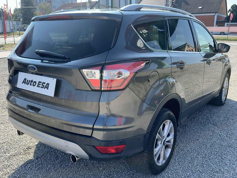 Ford Kuga (2017) 2.0 TDCi 4x4, AT, navi, bixen - fotka 4 z 18
