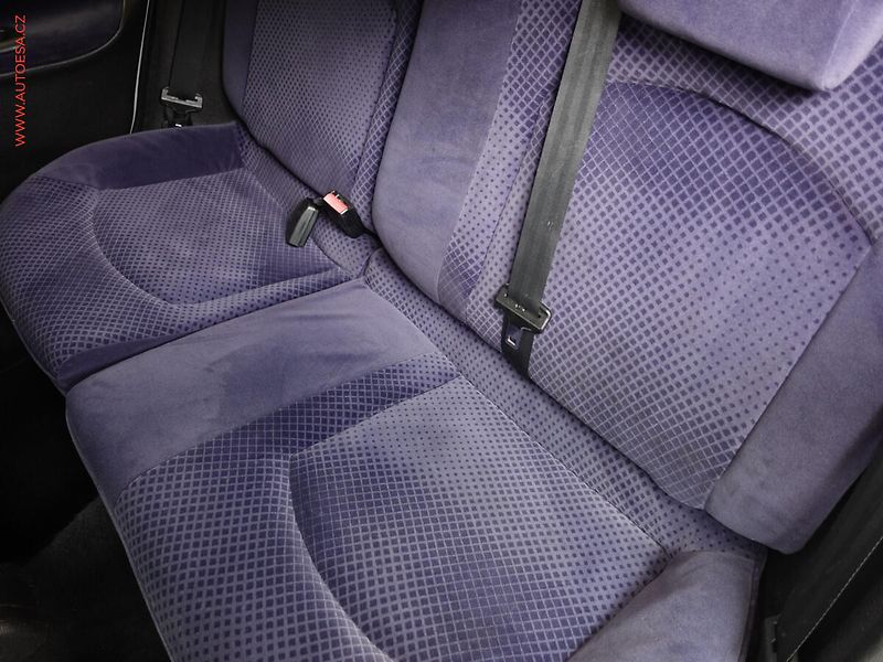 Peugeot 206 (2003) 2.0HDi, Klima - fotka 10 z 21