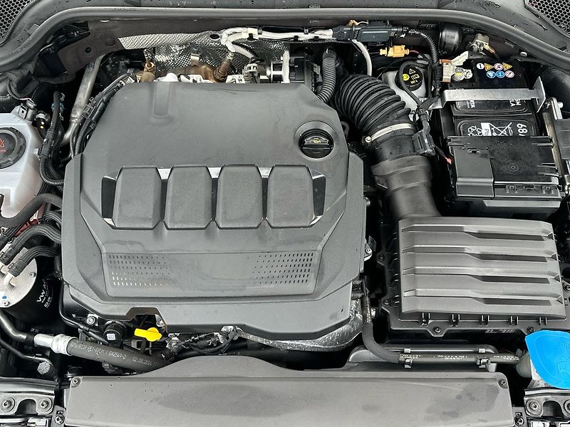Škoda Octavia 2,0 TDI / 110 kW Top Selection - fotka 17 z 24