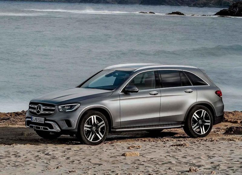 Auta s klasickými karosériemi jsou v kategorii nejžádanějších 4x4 spíše výjimkou