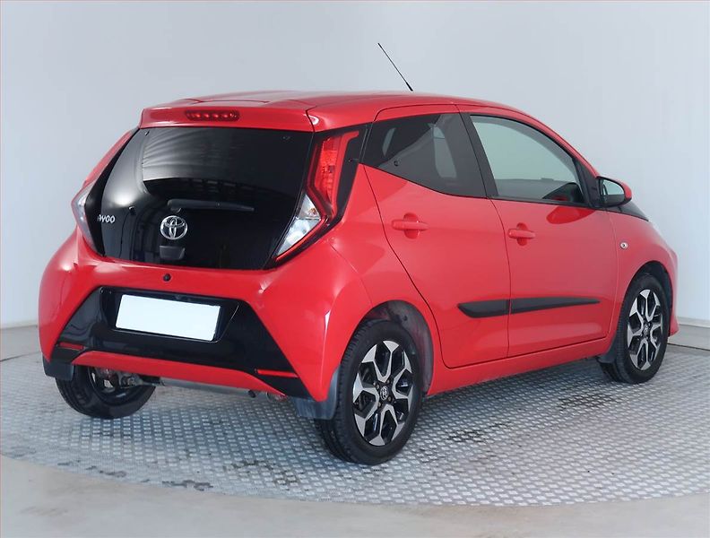 Toyota Aygo (2021) 1.0 VVT-i - fotka 5 z 19