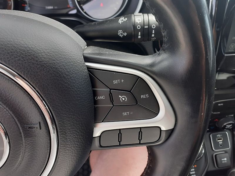 Jeep Compass (2020) 2.4 L 4X4 LATITUDE - fotka 10 z 39