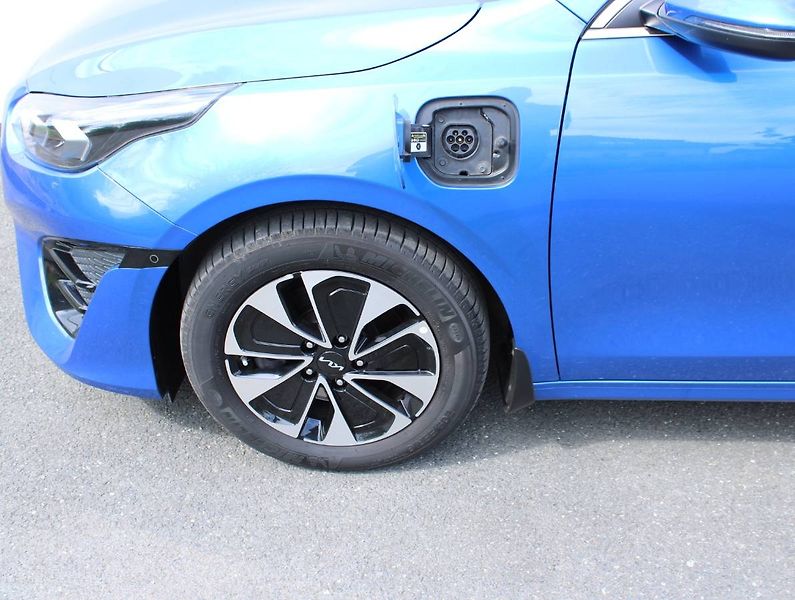 Kia Ceed (2022) PHEV 1.6 GDI  Premium 104kW - fotka 21 z 35