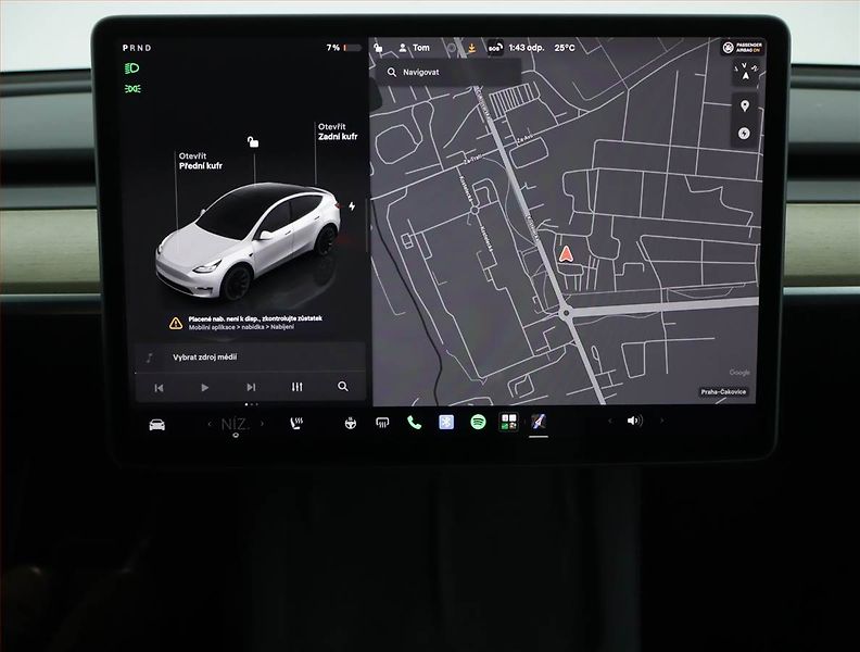 Tesla Model Y (2022) RWD LFP 60kWh, SoH 94% - fotka 12 z 19