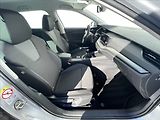 Škoda Octavia 2,0 TDI Combi Ambition Plus - náhled 18