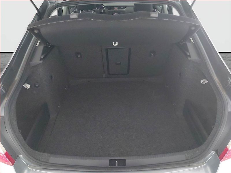 Škoda Octavia (2013) Ambition 1.2 TSI, Tempomat - fotka 14 z 16