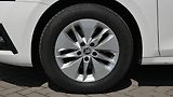 Škoda Octavia Combi 2,0 TDI Ambition - náhled 22
