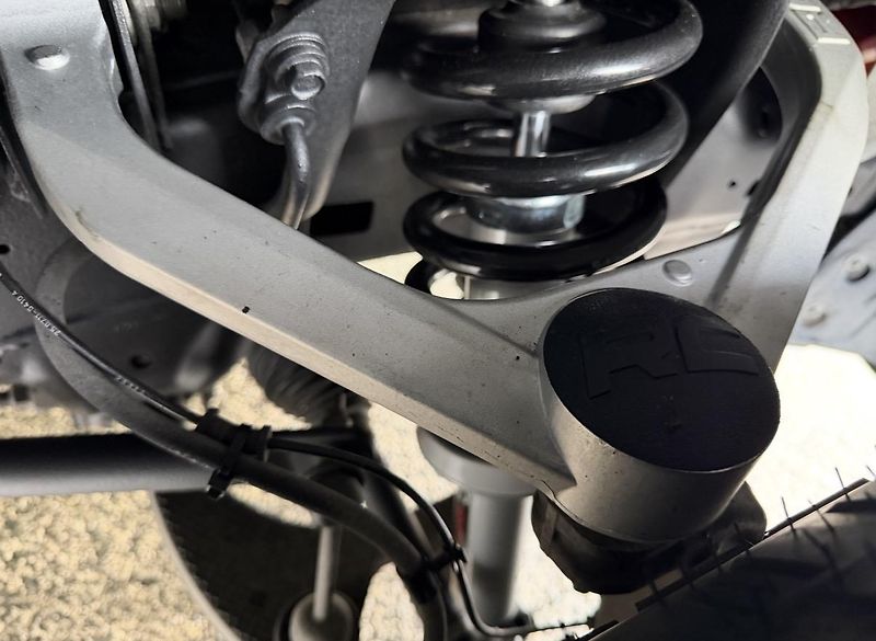 Dodge RAM (2019) WINCHER+LARAMIE+ROUGH COUNTRY  - fotka 26 z 26