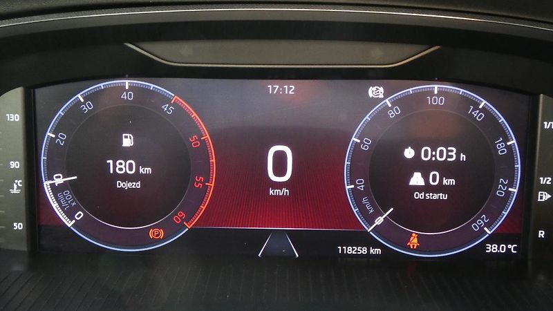 Škoda Octavia Combi 2,0 TDI Ambition - fotka 13 z 22