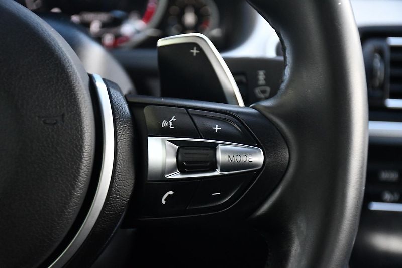 BMW Řada 6 640d xDrive M-SPORT ČR - fotka 31 z 49