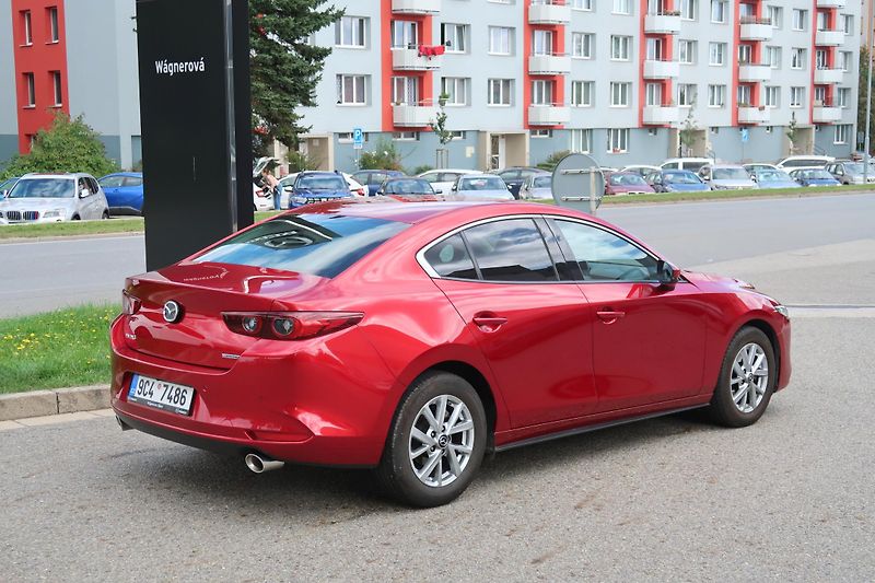 Mazda 3 SDN 2,0 X186 GT Plus, záruka - fotka 6 z 30
