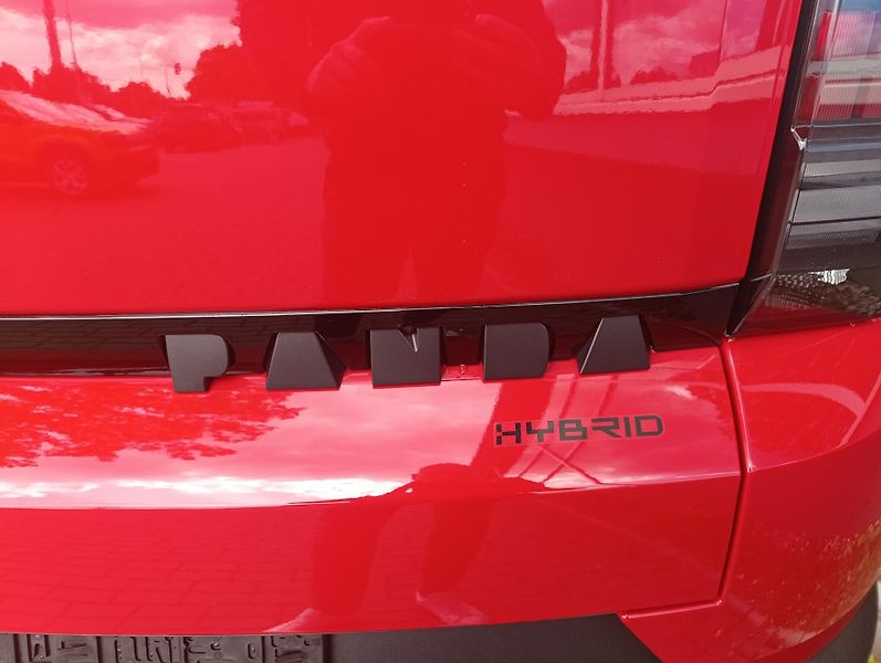 Fiat Grande Panda (2026) Pop 1.2 Turbo Hybrid 110k - fotka 12 z 36