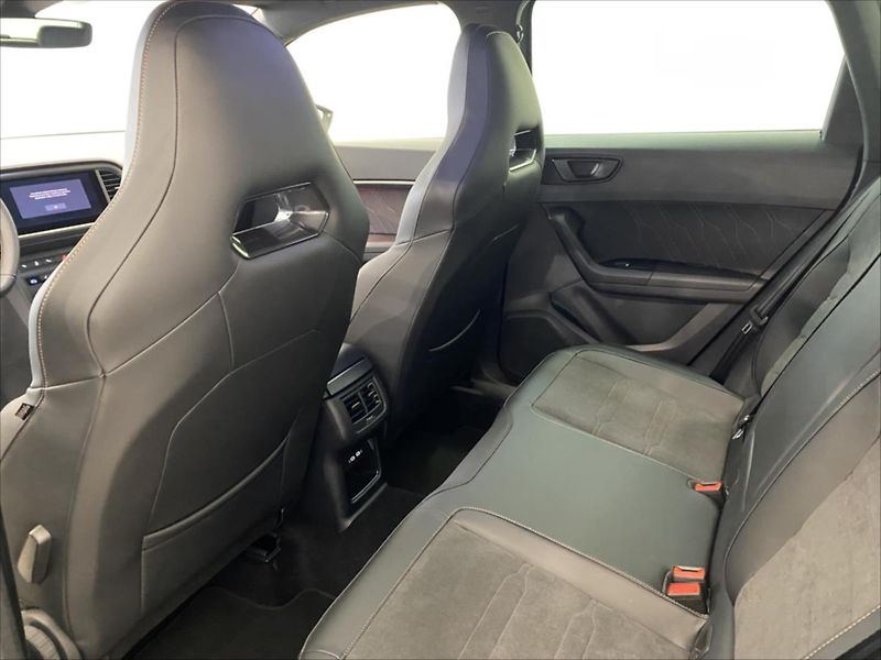 Cupra Ateca 2,0 TSI 221kW DSG 4Drive - fotka 6 z 29