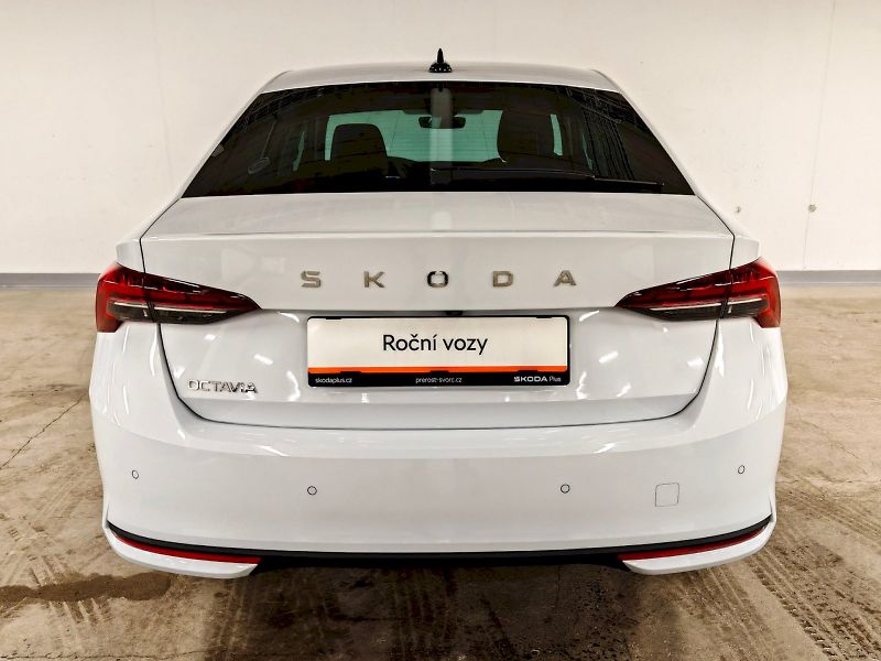 Škoda Octavia (2024) 1.5 TSI 110 kW DSG Top Selecti - fotka 28 z 31