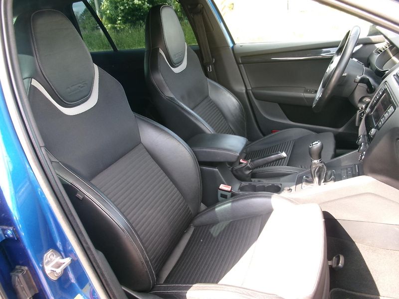 Škoda Octavia (2014) 2,0TSi VRS AC TEMP VÝHŘEV - fotka 37 z 39