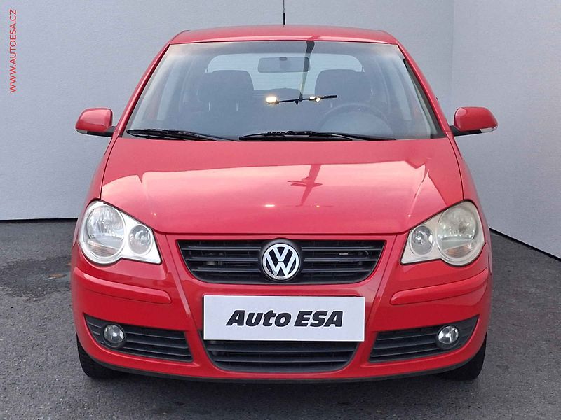 Volkswagen Polo (2005) 1.2i, 2.maj,ČR, AC - fotka 2 z 15