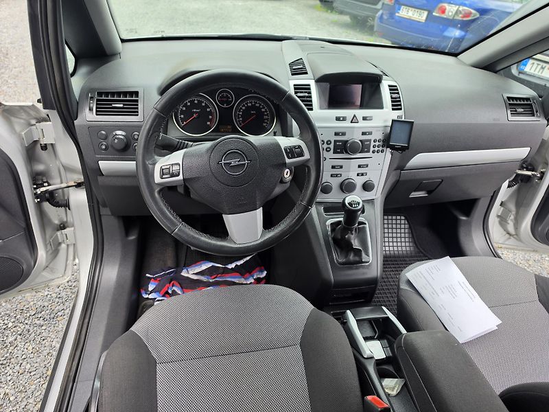 Opel Zafira 1.6 CNG TZ  - fotka 10 z 18