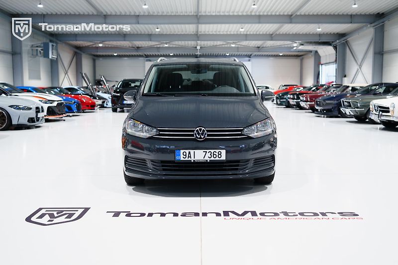 Volkswagen Touran (2022) 1.5 TSI Comfort line - fotka 2 z 22