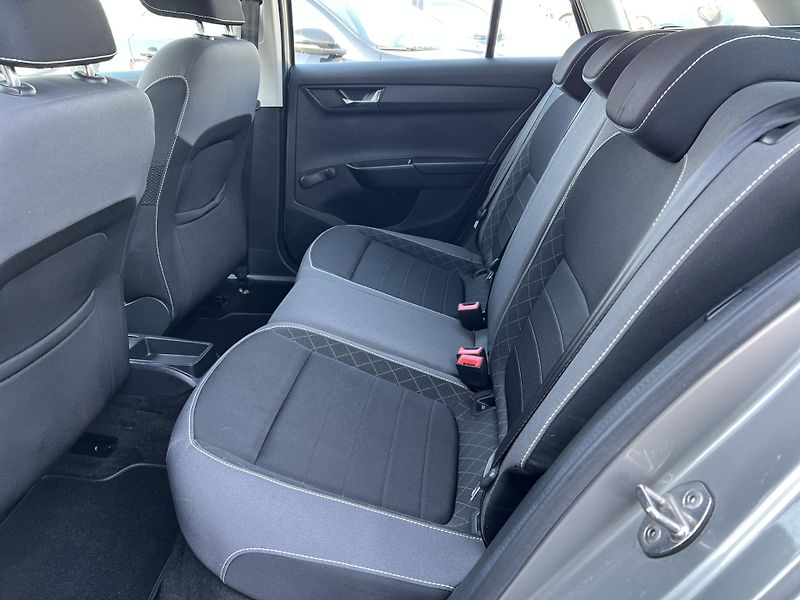 Škoda Fabia 1.0MPi 55kw KLIMA ALU PŮVOD ČR - fotka 20 z 35