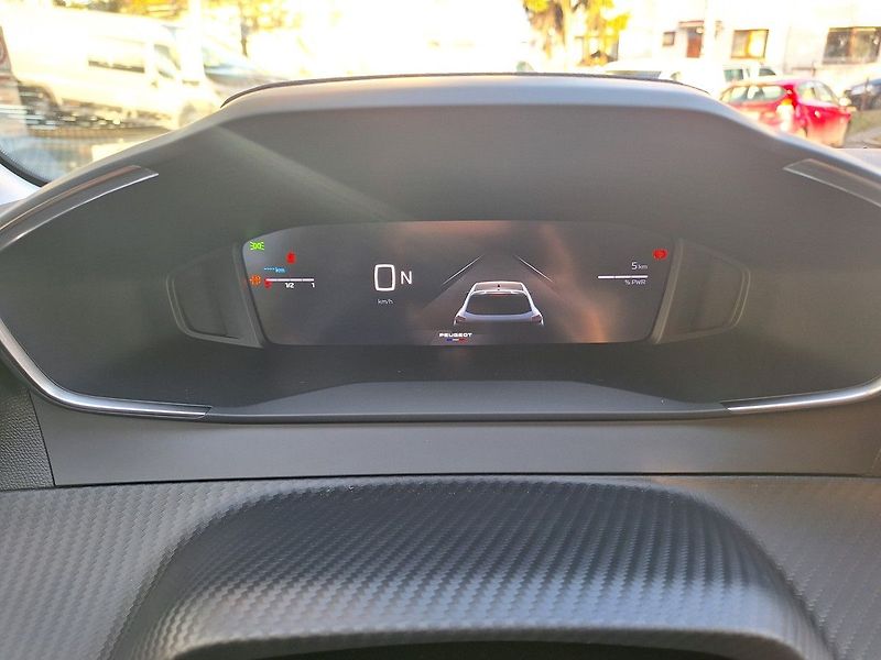 Peugeot 208 (2026) ALLURE Hybrid 110 e-DCS6 - fotka 15 z 23