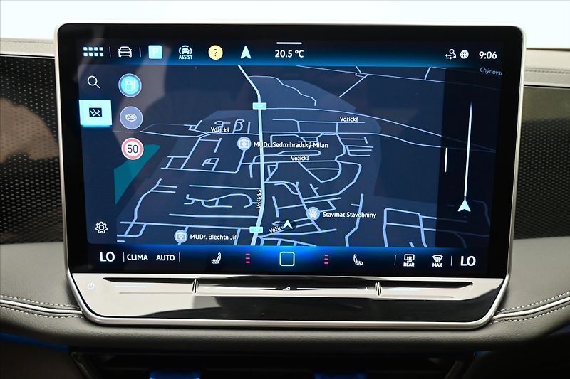 Volkswagen Passat 2,0 TDI 110 kW DSG Business Zá - fotka 19 z 32