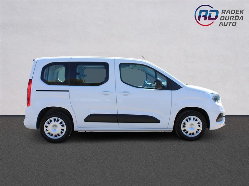 Opel Combo 1,2 T  ČR,1.MAJ,DPH,AUTOMAT - fotka 4 z 31