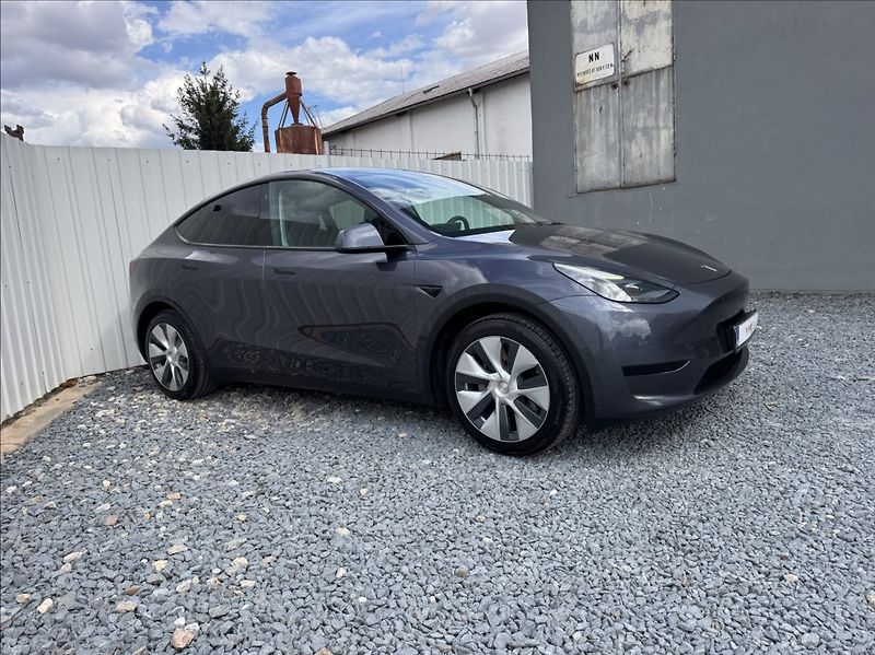 Tesla Model Y 0,0 RWD SoH 94% - fotografie inzerátu