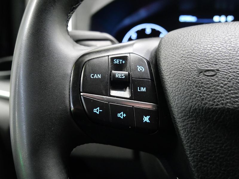 Ford Tourneo Custom - fotka 19 z 25