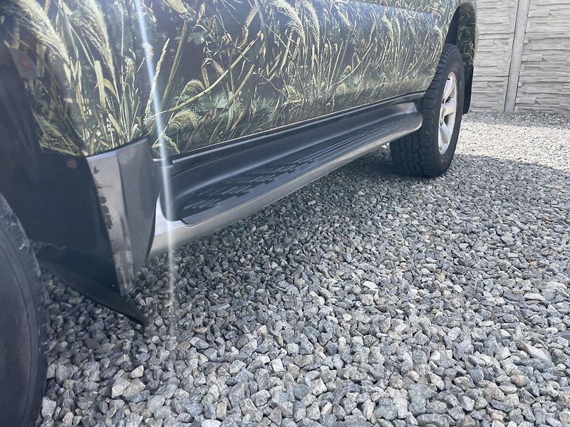 Toyota Land Cruiser 3.0TD 4x4 170PS AUT VÝBAVA !!! - fotka 24 z 180