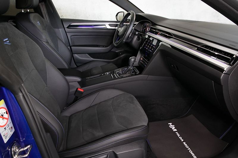 Volkswagen Arteon Shooting Brake R 2.0TSI 235kW DSG Pano Tažné - fotka 15 z 38