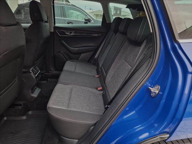 Škoda Karoq 2.0TDI 110kW Style 4x4 DSG,ČR - fotka 17 z 50