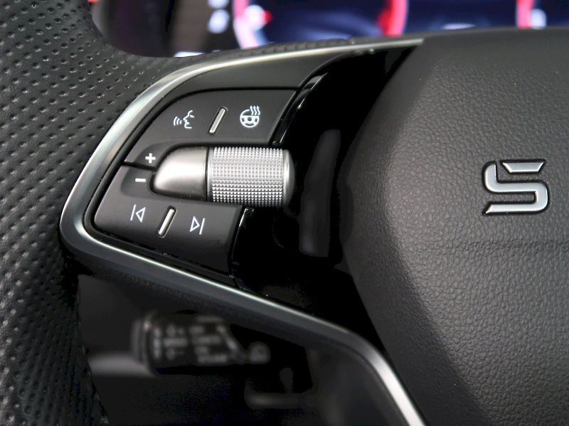 Škoda Kamiq (2025) MONTE CARLO 1.0TSI 85KW TAŽNÉ - fotka 20 z 41