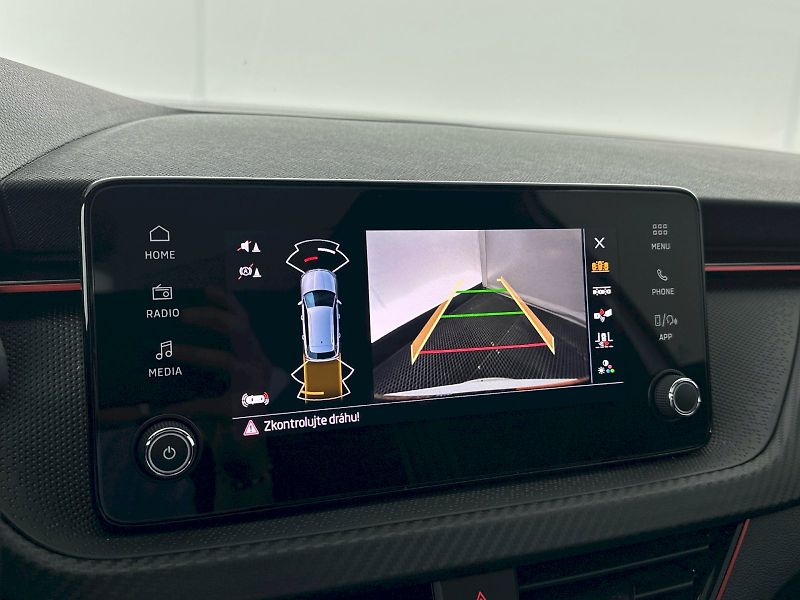 Škoda Kamiq (2025) DSG 1.0TSI 85kW Monte Carlo - fotka 11 z 33