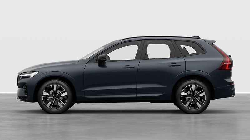 Volvo XC60 (2026) B5 2.0L 250+14 HP AT8 FWD PLUS - fotka 2 z 7