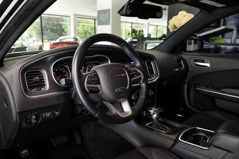 Dodge Charger - fotka 5 z 21