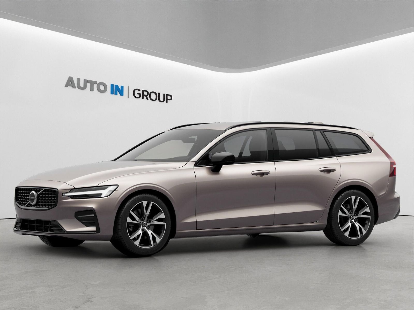Volvo V60 Plus Dark, A/T,145kW, BLIS, ků