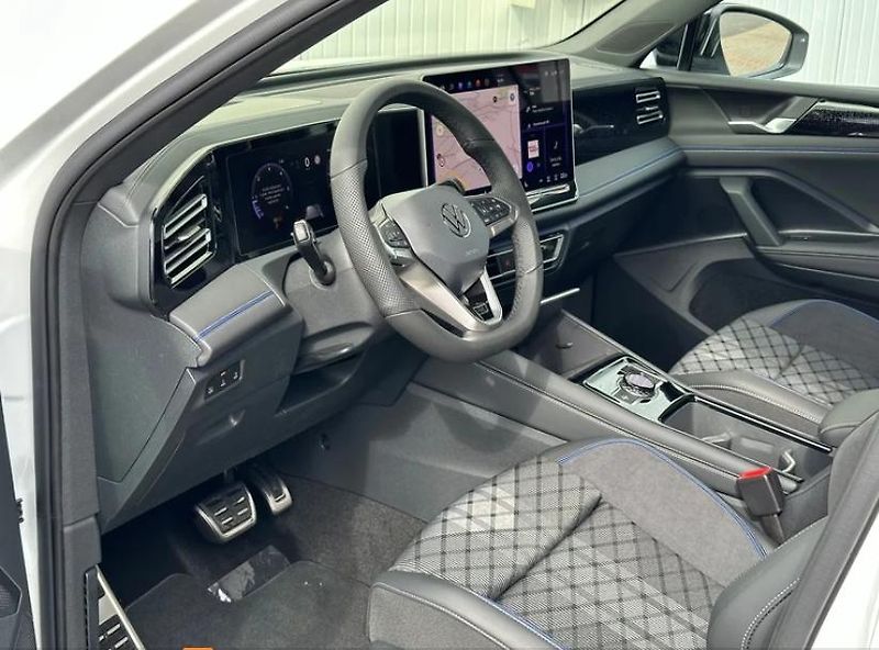 Volkswagen Tiguan - fotka 16 z 18