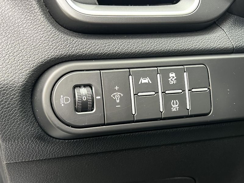 Kia Ceed (2022) 1.5T-GDI 118kW TAŽNÉ  ČR NOVÉ - fotka 17 z 22